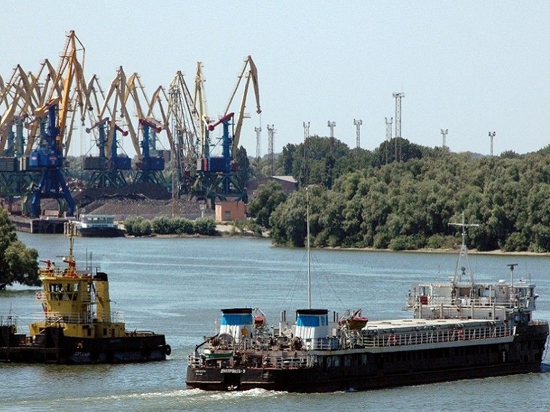 В Українському Дунайському пароплавстві крали пальне