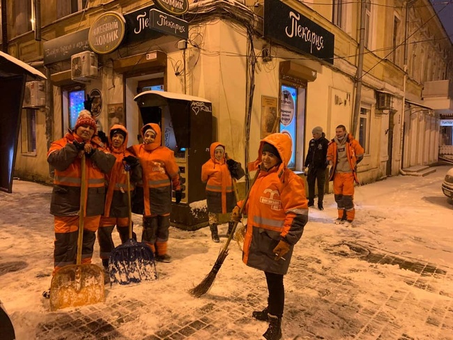 Як в Одесі сніг прибирають