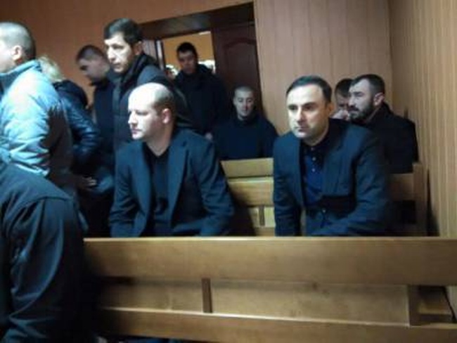 Суд над полицейскими из Черноморска не состоялся из-за маленького зала
