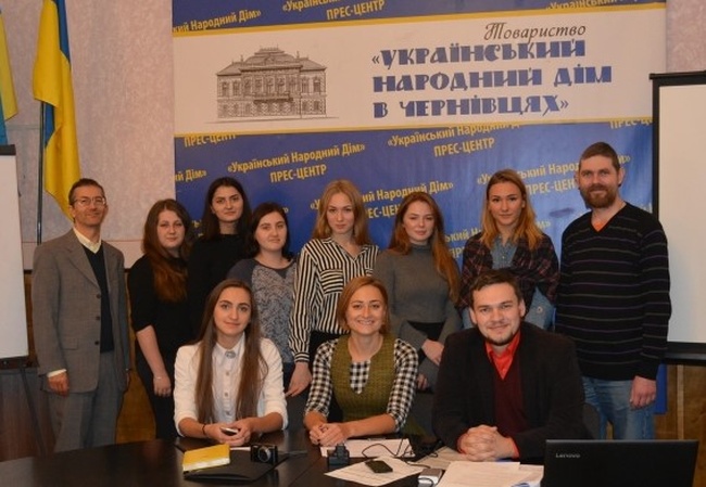 У трьох південних областях України тривають медійні ініціативи журналістів з протидії «мові ворожнечі»