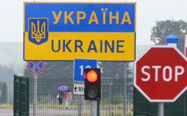 До України не пускають щеплених вакциною «Спутник V»