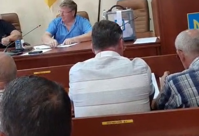 Роздільнянська районна рада звільнила Фелікса Сігала з посади голови