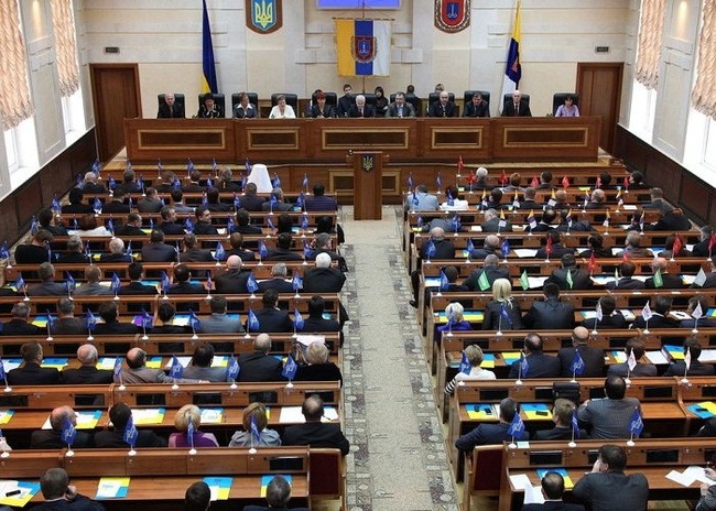 Десять депутатів Одеської облради відвідали менше половини всіх засідань постійних депутатських комісій, до складу яких вони входять
