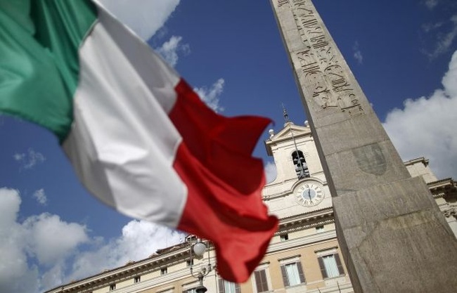 Итальянский парламентаризм: пожизненные сенаторы, «стикеры против мошенничества» и борьба с равнодушием