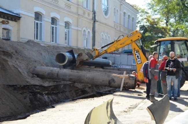 «Теплоснабжение города Одессы» заплатит 20 миллионов за реконструкцию теплосети на Базарной