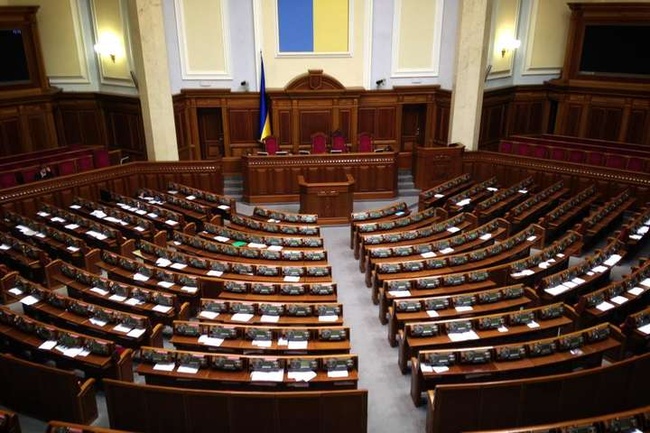 Двое одесских нардепов систематически не голосуют за «программные» законы своих партий