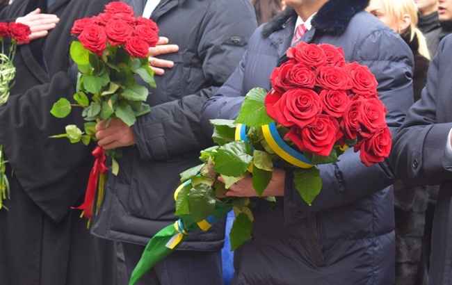 Траты Одесского облсовета в январе-марте: 199 тысяч гривень на телевидение, 160 тысяч - на цветы