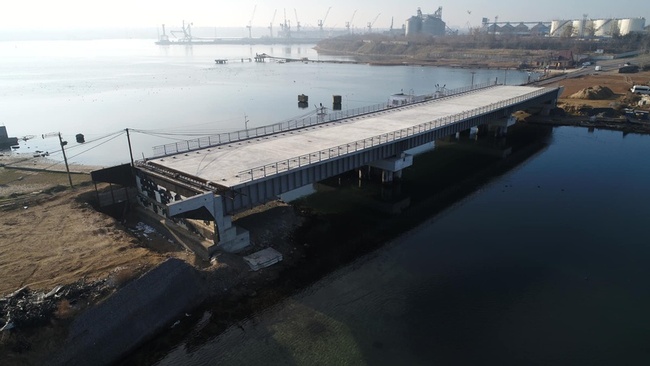 Черноморский горсовет отдал мост через Сухой лиман «Укравтодору»