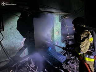 Атака на Миколаївщину: виникла пожежа, пошкоджено школи та постраждав чоловік