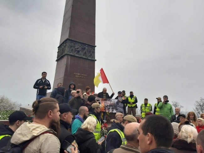 Активисты бывшего «Антимайдана» провели акцию в честь 75-летия освобождения Одессы