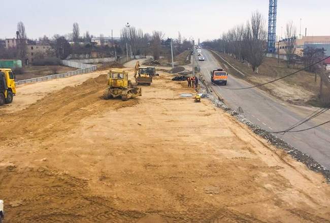 Движение по понтонному мосту через Сухой лиман частично перекрыли до понедельника