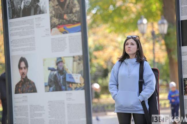 Війна триває: в Одесі відкрили фотовиставку, присвячену журналістам