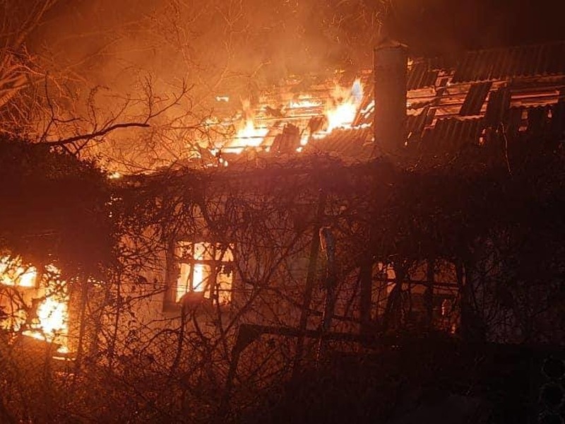 Рятувальники Херсонщини ліквідували 10 пожеж у новорічну ніч