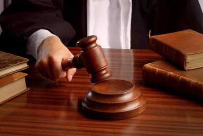 Суд выпустил на свободу одесского прокурора-любителя дорогих иномарок 