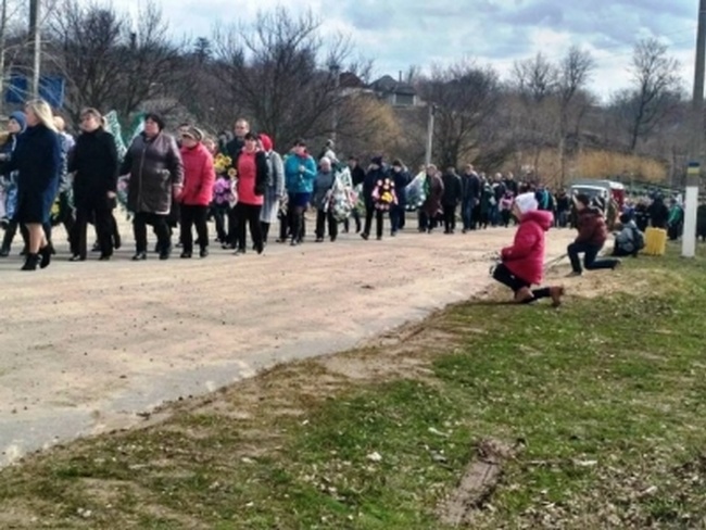 В Балтском районе похоронили погибшего под Волновахой бойца АТО