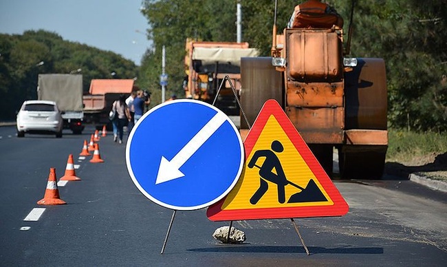 Фирме сына экс-депутата доверят ремонт дороги через Лощиновку за 79 миллионов