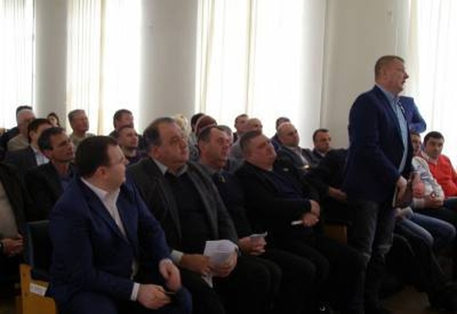 18% депутатов Белгород-Днестровского горсовета взаимодействуют с избирателями через Facebook 