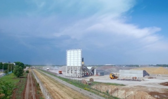 Компания-подрядчик отчиталась о ходе строительства взлетно-посадочной полосы Одесского аэропорта: нижний слой уже готов
