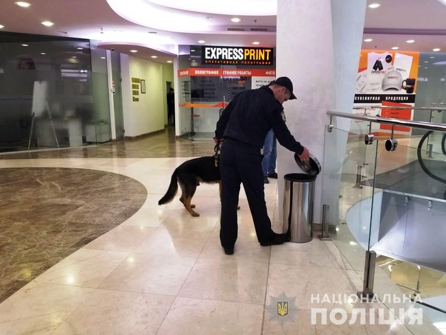Отели и больница: Одессу продолжают терроризировать телефонные хулиганы (обновлено)