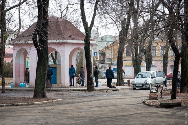 В Одессе на ремонт закрыли еще один бювет