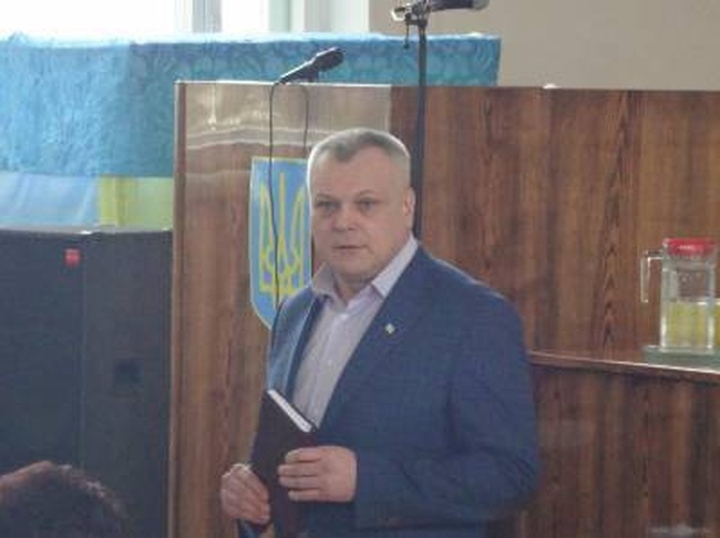 Мэру Смелы в Черкасской области выразили недоверие, а его советник оказался в больнице 