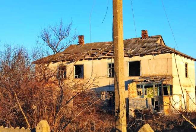 Наслідки обстрілу. Фото: поліція Херсонської області