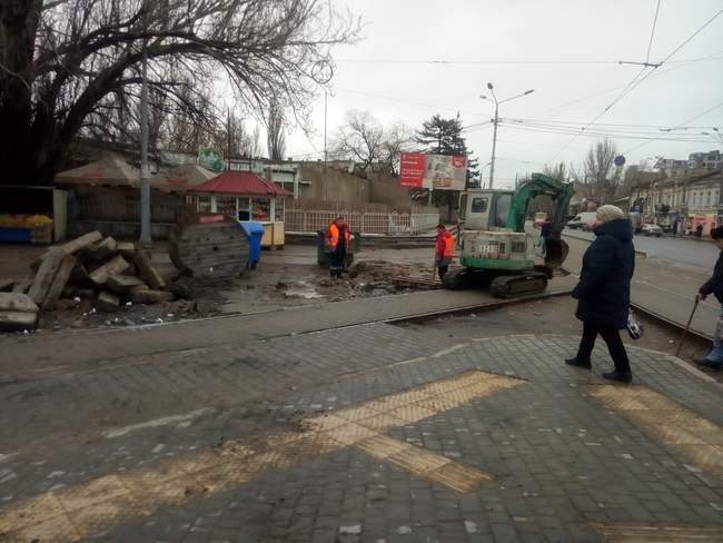 Одесситы протестовали против транспортного коллапса на Пересыпи