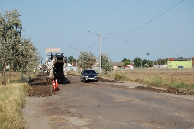В Килийском районе ремонтируют дорогу за три миллиона гривень