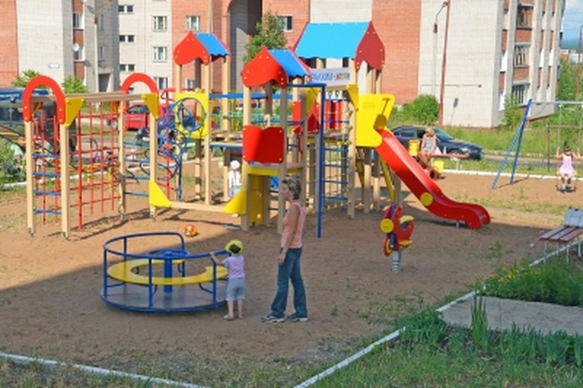 Более 600 детских и спортплощадок передадут на баланс одесским коммунальщикам
