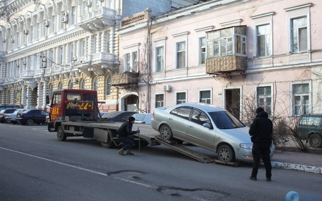 Инвесторам не выгодно строить в Одессе многоуровневые паркинги, - мэрия