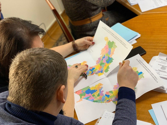В Одесской ОГА скорректировали планы на децентрализацию области, увеличив предполагаемое количество громад