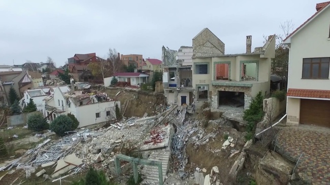 На борьбу с оползнями в Черноморске у Кабмина попросили 155 миллионов гривень