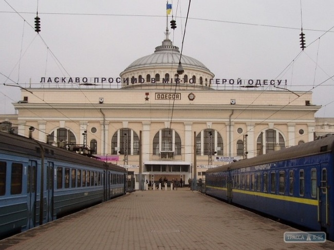 Одесской железной дороге компенсировали только треть затрат на перевозку льготников