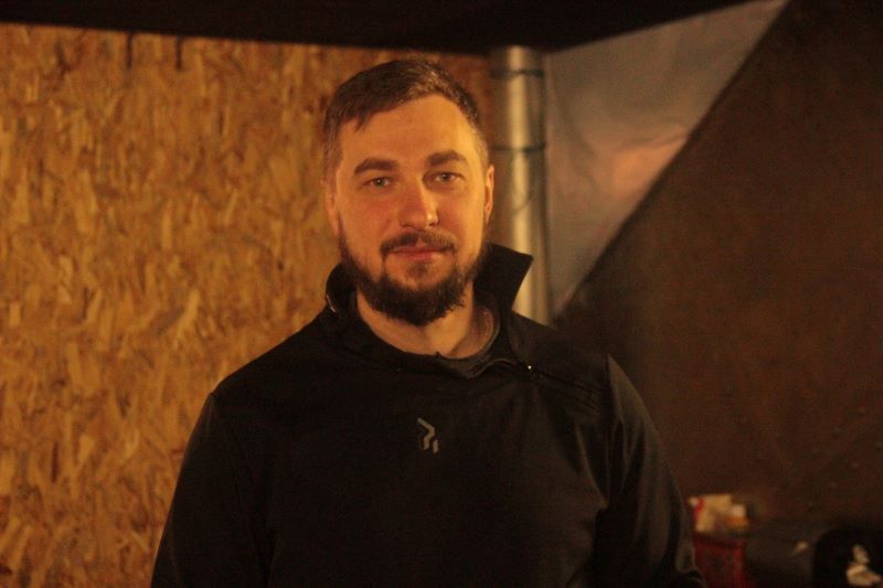 Магазин безкоштовного одягу та черга за насінням: перший день з волонтерами Херсонського Хабу Магазин безкоштовного одягу та черга за насінням: перший день з волонтерами Херсонського Хабу