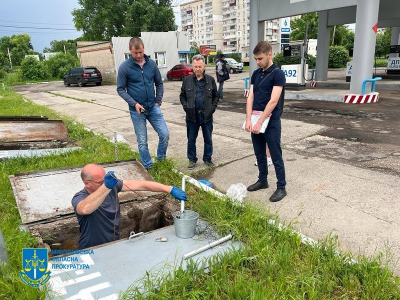 Схему реалізації неякісного пального викрили на Миколаївщині