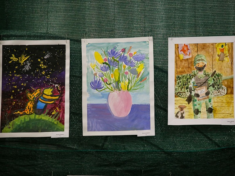 Мир в Україні, море та коти: в Одесі діти намалювали свої мрії
